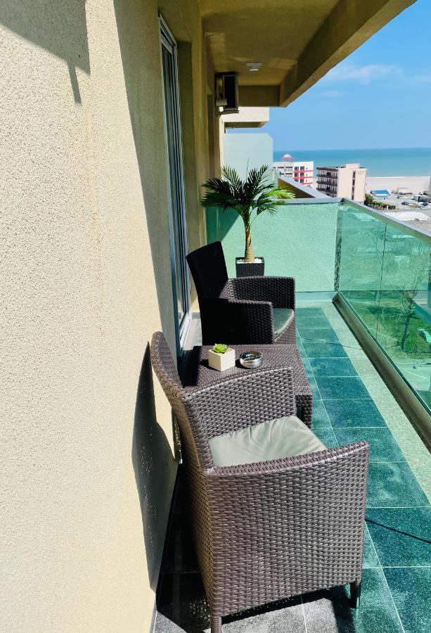 Royal Moonlight Apartment Mamaia Eksteriør billede